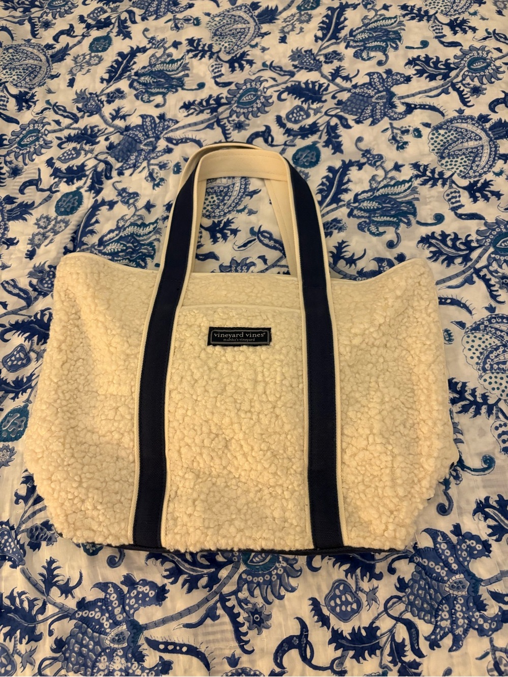 Vineyard Vines Cream Sherpa Tote with Navy Trim